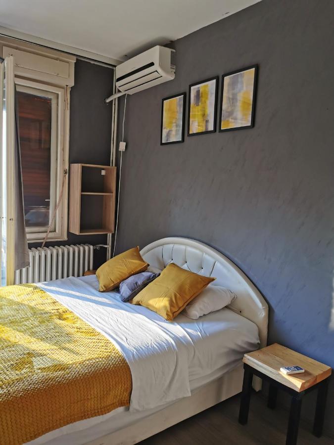 Apartment Hyde Belgrad Exteriör bild